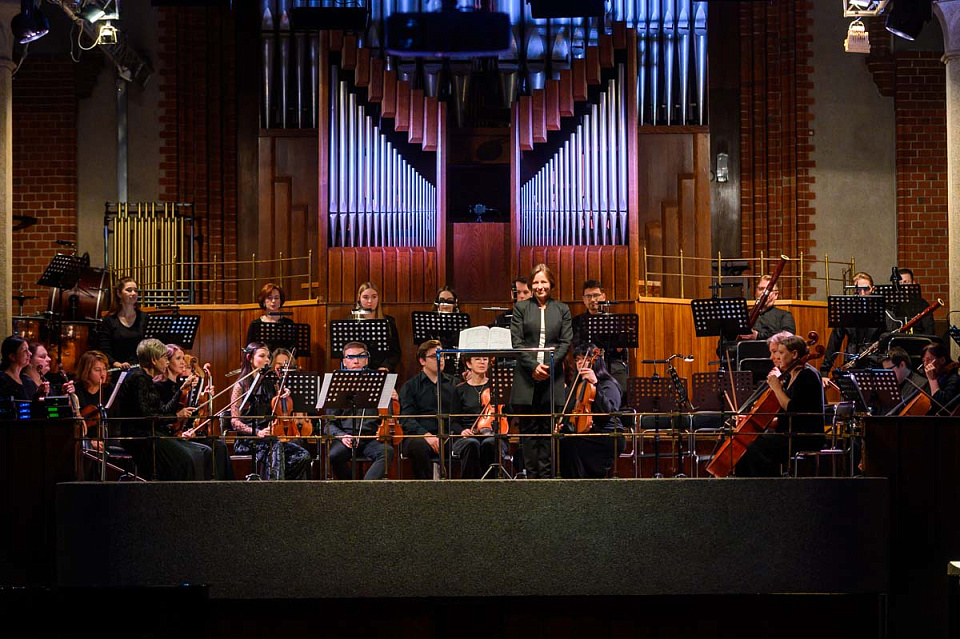 Симфонический концерт "Музыкальная сборная России": Оркестр филармонии и солисты Санкт-Петербургского Дома музыки, 23 Ноября 2024г. — фото 13