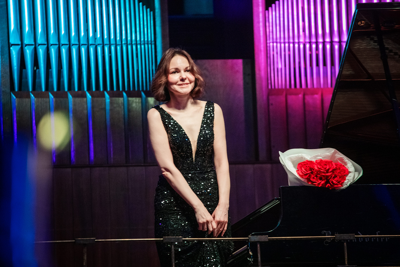 Второй концерт Рахманинова в исполнении Оркестра филармонии и Анны Ушаковой. "Русская музыка на Балтике"