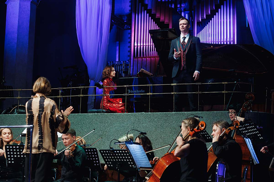 "Новый год с Камерным оркестром: от Штрауса до Цфасмана", Камерный оркестр, солисты филармонии, дирижёр Е.Толкачёва, 5 Января 2026г. — фото 7