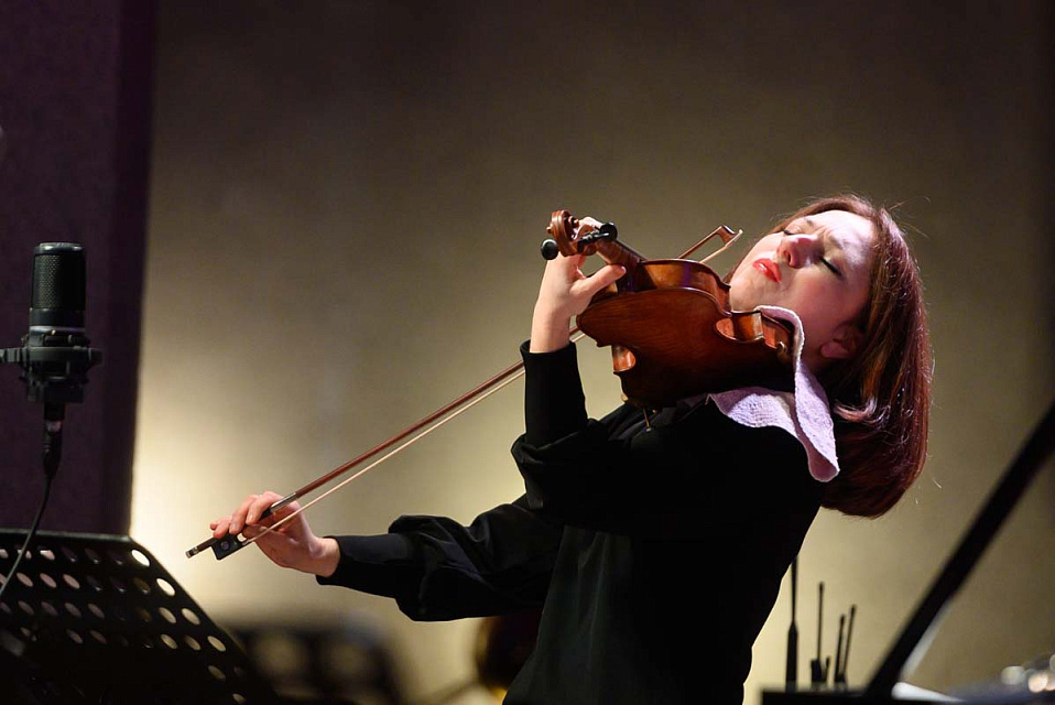 Международный фестиваль «Джаз в филармонии», Ансамбли «ЗВУК» (Москва) и «Акцент» (Калининград), 16 Ноября 2024г. — фото 6