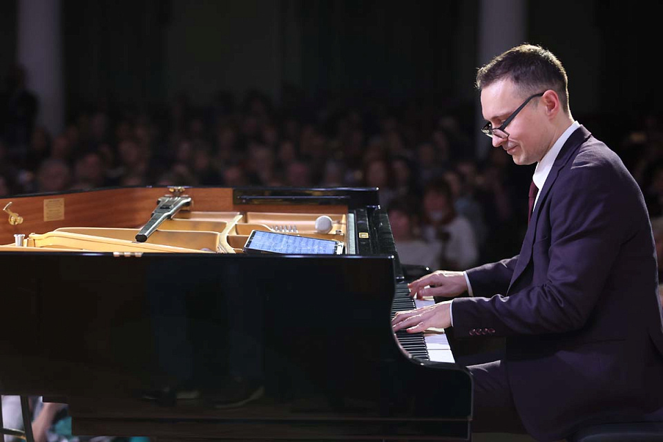 Камерный оркестр и Трио А.Маслова, дирижёр Елена Толкачёва, Малый зал Московской государственной консерватории, 23 Ноября 2025г. — фото 11
