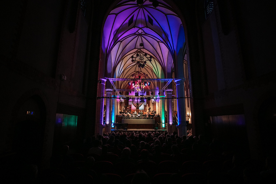 Народный артист России Евгений Князев, Госоркестр России, дирижёр Д.Юровский в проекте «Лебединое озеро», «Русская музыка на Балтике», 7 апреля 2026г. — фото 6