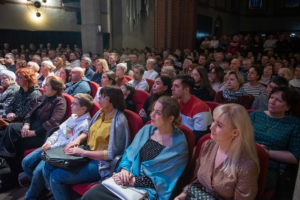 XIX Международный фестиваль "Джаз в филармонии". Государственный камерный оркестр джазовой музыки имени Олега Лундстрема, 13 Ноября 2022г. — фото 19