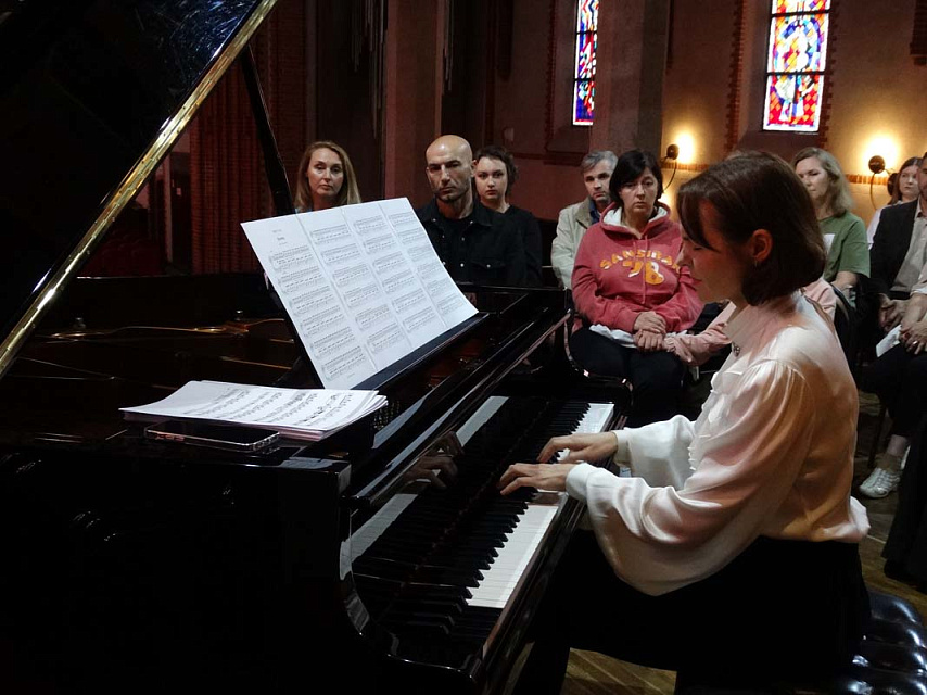 «Беседы у рояля», солистка Анна Ушакова, 23 Сентября 2023г. — фото 3