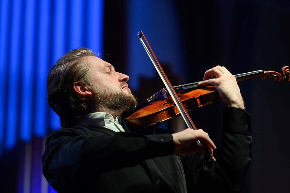 Государственный академический симфонический оркестр России им.Е.Ф. Светланова, дирижёр Д.Юровский, солист П.Милюков, 13 Апреля 2025г. — фото 9