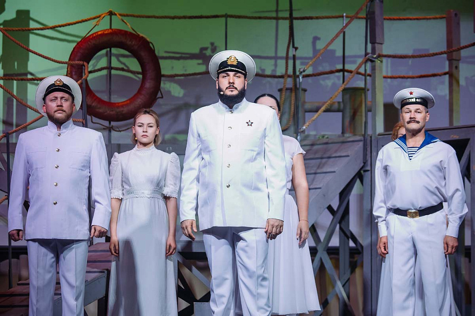 Музыкальный спектакль "Раскинулось море широко", Г. Гурьевск, 13 Июня 2025г. — фото 16