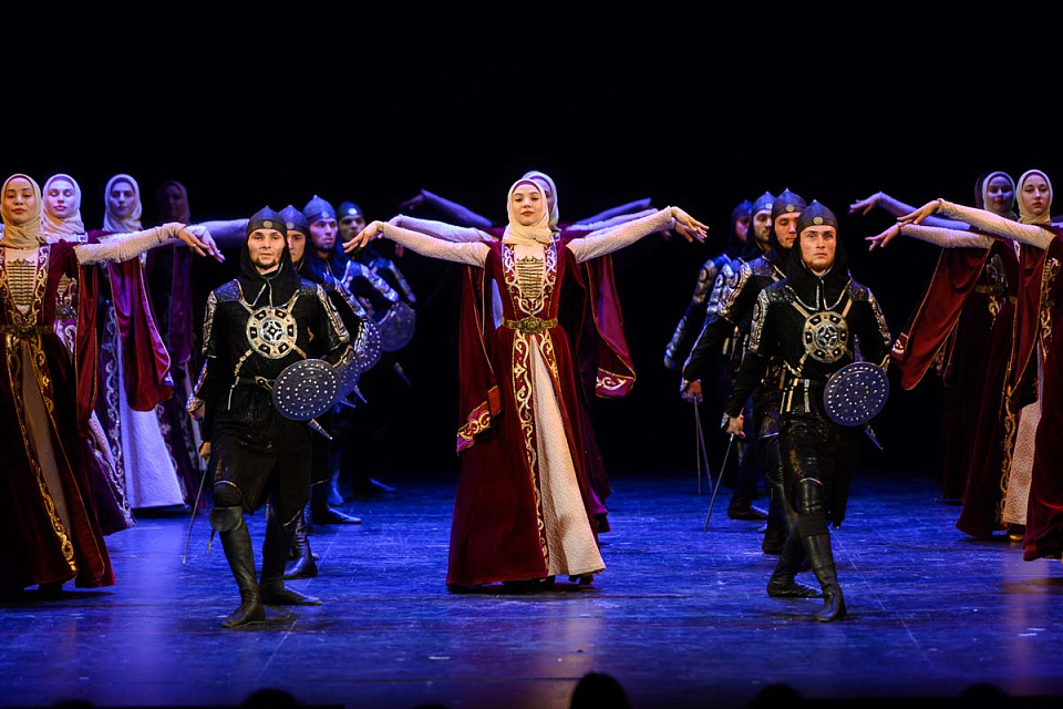 Государственный академический ансамбль танца «Вайнах», «Русская музыка на Балтике», Драмтеатр, 10 Июня 2024г. — фото 20