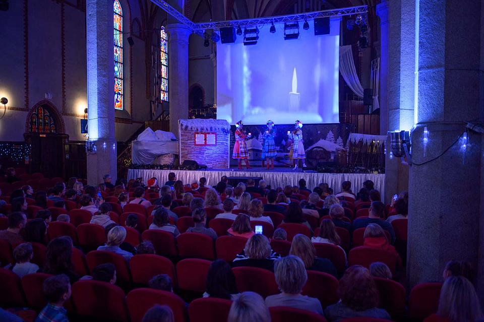 «Ночь перед Рождеством», музыкальная сказка в исполнении солистов и артистов филармонии, ансамбля «Русская песня», 1 Января 2025г. — фото 9