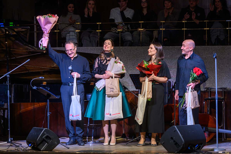 Даниил Крамер с программой MUSICA LATINA, Международный фестиваль "Джаз в филармонии", 14 Ноября 2025г. — фото 15