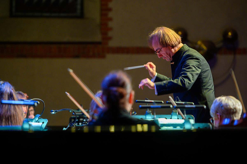 Фабио Мастранджело и Камерный оркестр филармонии, концерт к 65-летию Калининградской областной филармонии, 4 Октября 2024г. — фото 11