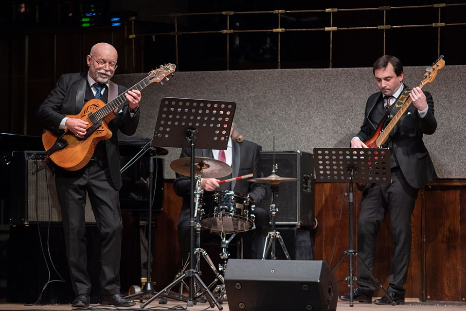 XIX Международный фестиваль "Джаз в филармонии". Вокальный ансамбль "КАМЕРАТА", 12 Ноября 2022г. — фото 8