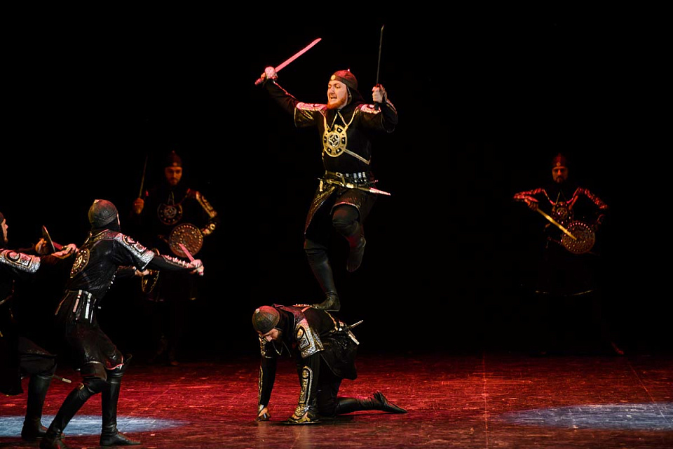 Государственный академический ансамбль танца «Вайнах», «Русская музыка на Балтике», Драмтеатр, 10 Июня 2024г. — фото 23