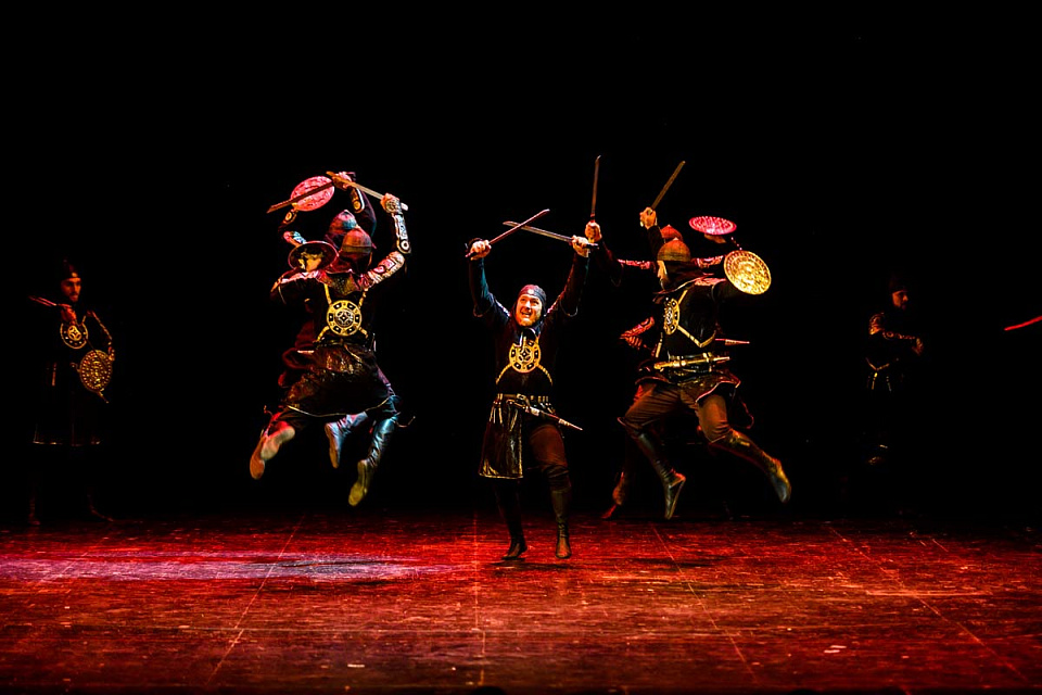 Государственный академический ансамбль танца «Вайнах», «Русская музыка на Балтике», Драмтеатр, 10 Июня 2024г. — фото 25