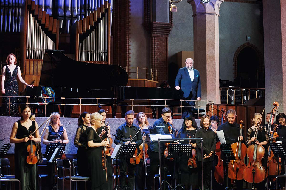Открытие фестиваля «Бахослужение», Камерный оркестр, дирижёр — Е.Толкачёва, М.Гаврилюк, А.Гиндин, А.Ушакова, 20 Июля 2025г. — фото 18