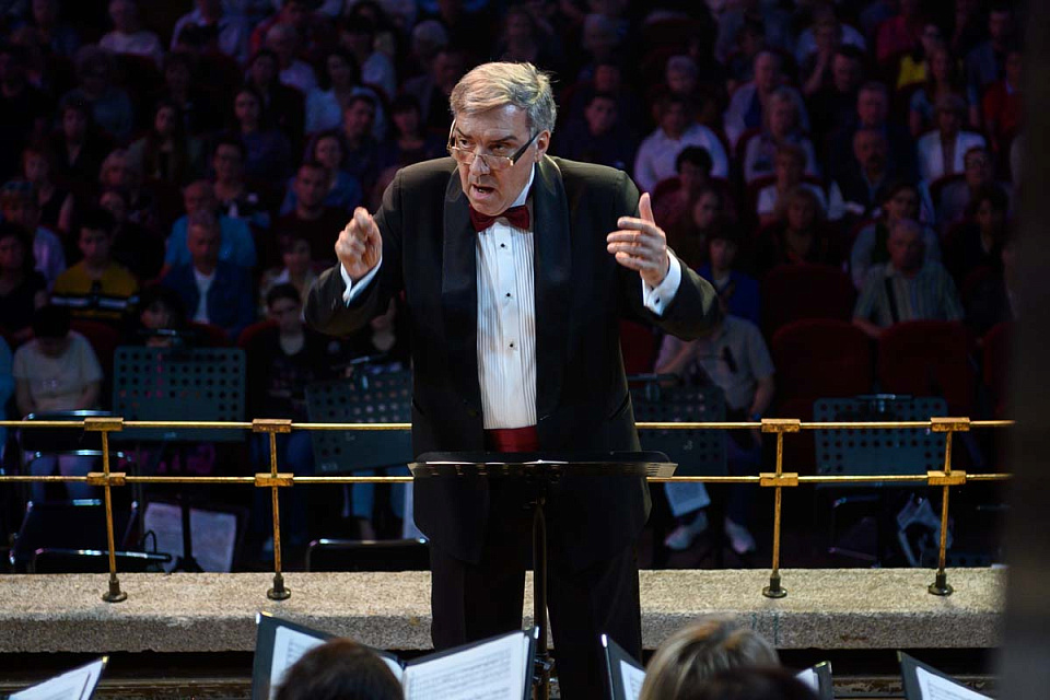 Открытие "Бахослужения": Хор "Мастера хорового пения" и музыканты филармонии, 22 Июля 2023г. — фото 3