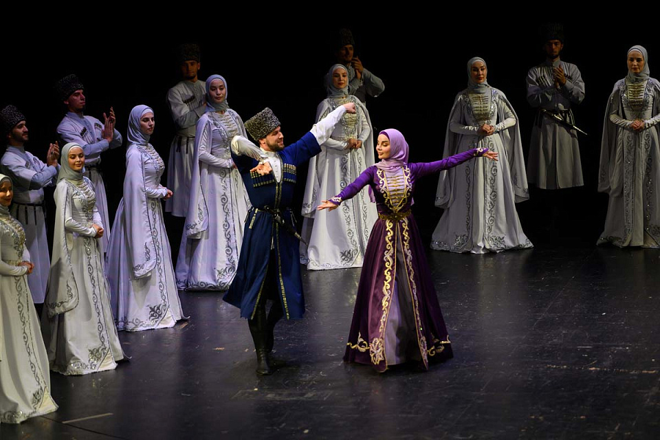 Государственный академический ансамбль танца «Вайнах», «Русская музыка на Балтике», Драмтеатр, 10 Июня 2024г. — фото 6