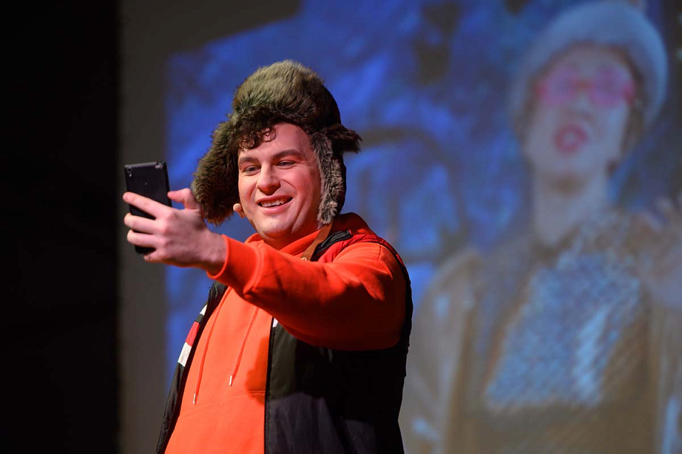 «Пароль — по щучьему велению», семейное новогоднее представление в исполнении солистов и артистов филармонии, декабрь 2024 г — янв, 25 Декабря 2024г. — фото 17