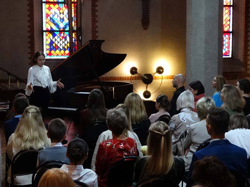 «Беседы у рояля», солистка Анна Ушакова, 23 Сентября 2023г. — фото 7