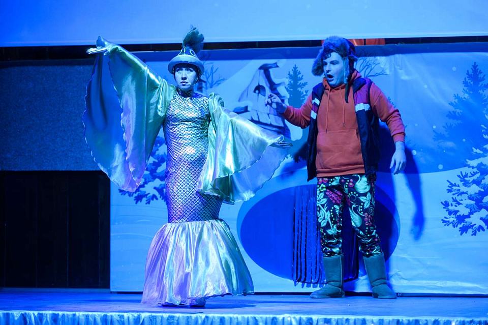 «Пароль — по щучьему велению», семейное новогоднее представление в исполнении солистов и артистов филармонии, декабрь 2024 г — янв, 25 Декабря 2024г. — фото 7