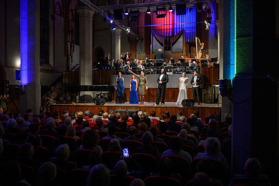 "Нашей юности оркестр". Концерт к 95-летию Эдуарда Викторовича Гантовского, 3 ноября 2024 г., 3 Ноября 2024г. — фото 31