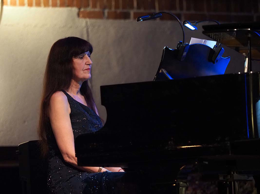 КОНЦЕРТ ФРАНЦУЗСКОГО ШАНСОНА из абонемента программы филармонии «Молодежная академия искусств», 4 Апреля 2024г. — фото 13