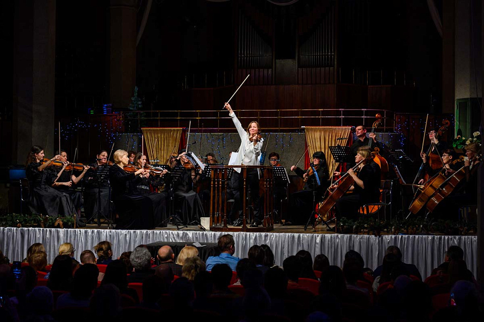 Концерт Камерного оркестра «В КОНЦЕРТНЫЙ ЗАЛ ЗА ВОЛШЕБСТВОМ!», 27 Декабря 2023г. — фото 20