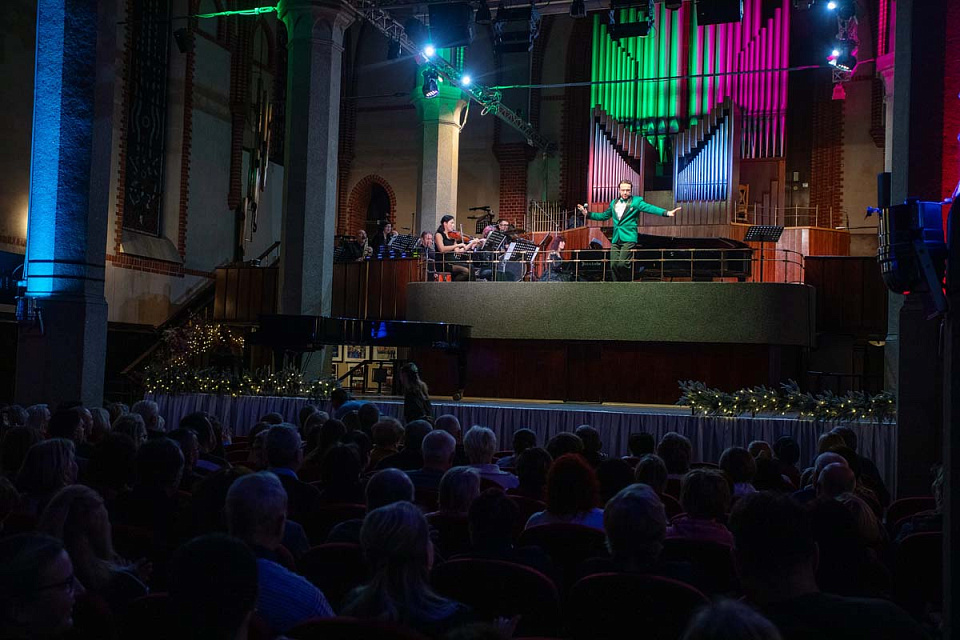 "Новый год в хорошей компании", "Молодёжная академия искусств", 18 Декабря 2025г. — фото 12