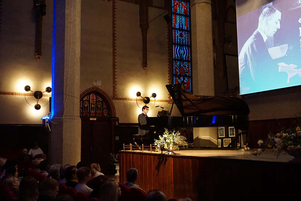 Музыкальный киносалон «СЕРГЕЙ РАХМАНИНОВ. КЛАССИКА В НОВОМ МИРЕ», «Музыкальная весна», 27 Марта 2024г. — фото 3