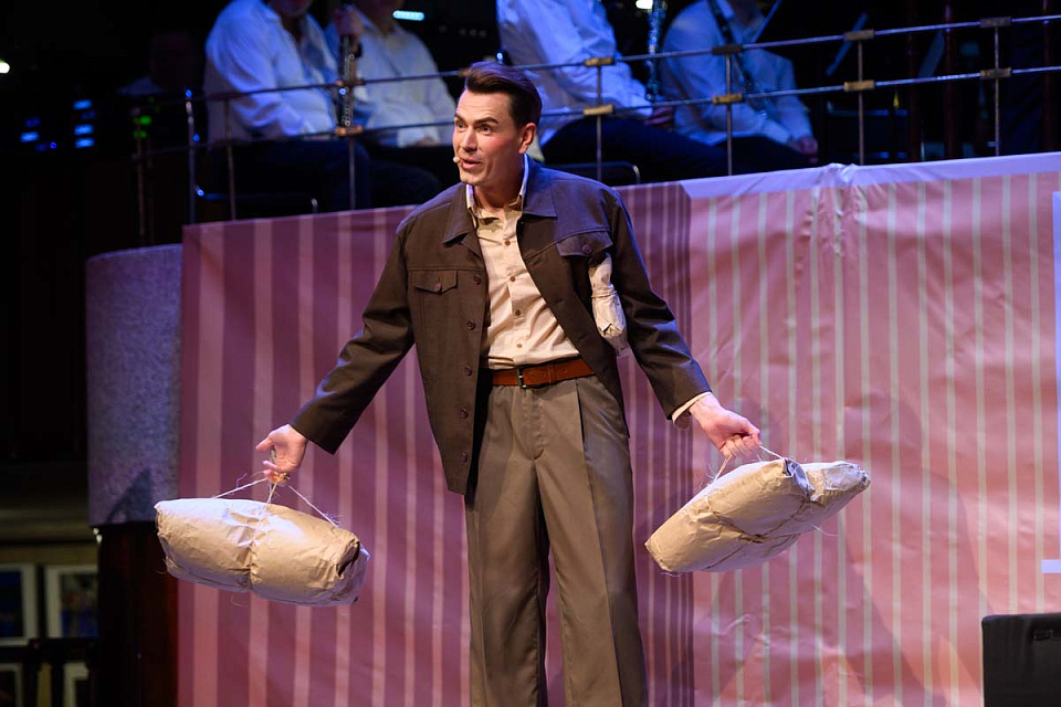 Театрализованное шоу, мюзикл в духе 60-х "А у нас во дворе...", 30 Июня 2024г. — фото 28