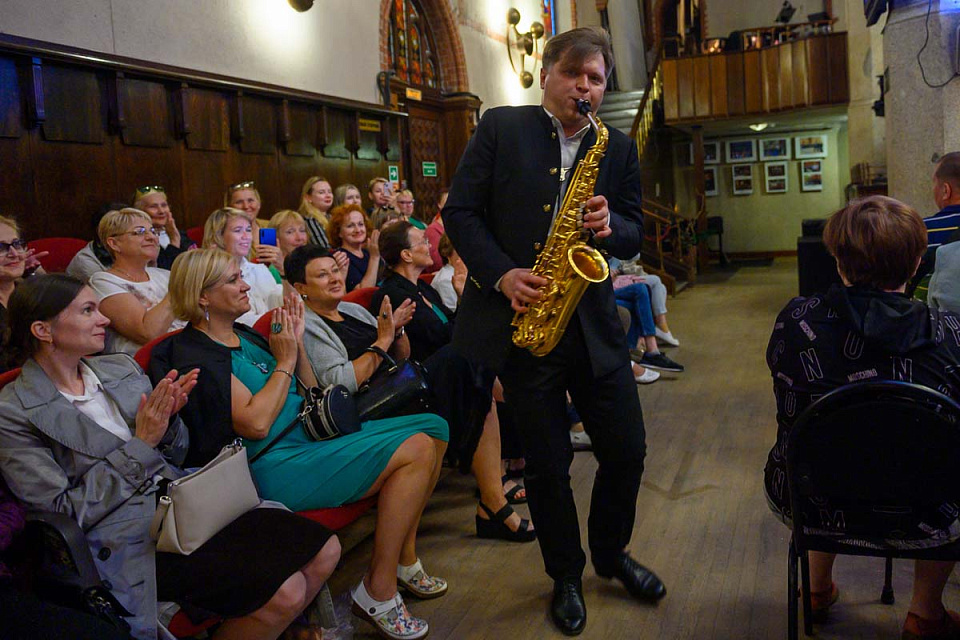 "Бахослужение": Сергей Колесов (саксофоны, Санкт-Петербург), 27 Июля 2023г. — фото 11