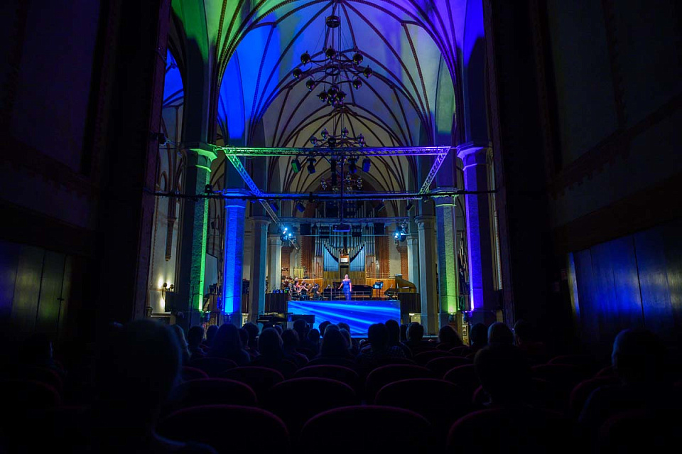 ГАЛА-КОНЦЕРТ ПРОГРАММЫ «МОЛОДЕЖНАЯ АКАДЕМИЯ ИСКУССТВ» к 65-летию Калининградской областной филармонии, 3 Октября 2024г. — фото 10