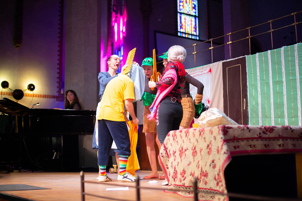 МУЗЫКАЛЬНЫЙ СПЕКТАКЛЬ «МОЙДОДЫР», 14 Февраля 2021г. — фото 111