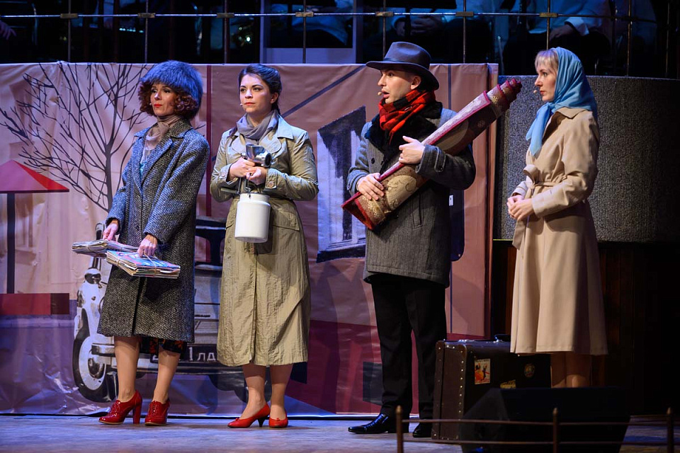 Театрализованное шоу, мюзикл в духе 60-х "А у нас во дворе...", 30 Июня 2024г. — фото 4