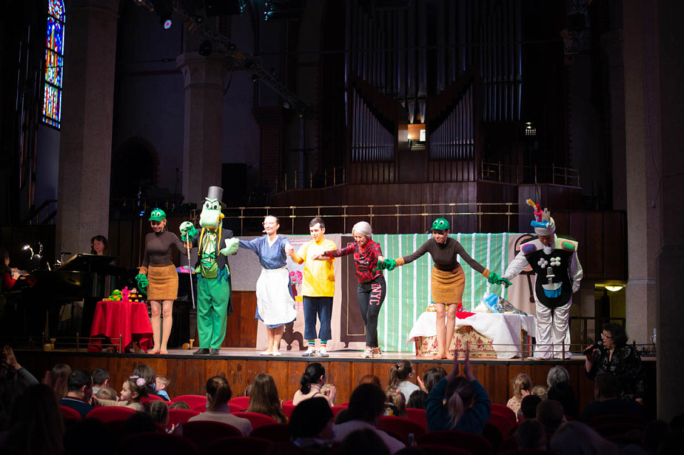 МУЗЫКАЛЬНЫЙ СПЕКТАКЛЬ «МОЙДОДЫР», 14 Февраля 2021г. — фото 132