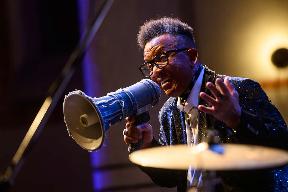 Стивен Митчелл и Джем-бенд Максима Пиганова, Международный фестиваль "Джаз в филармонии", 18 Ноября 2025г. — фото 12