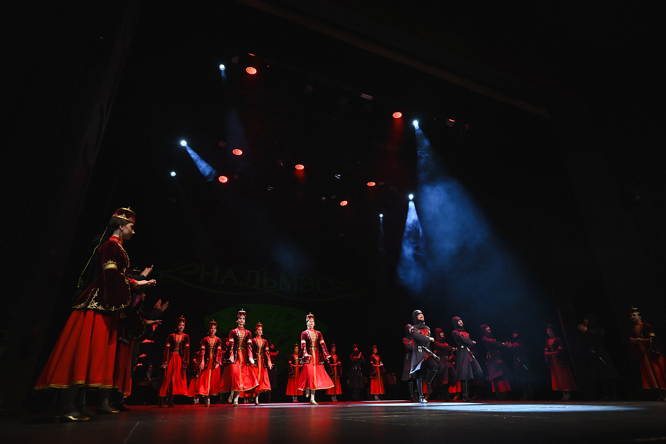 Танцевальный ансамбль «Нальмэс». «Русская музыка на Балтике» — фото 15