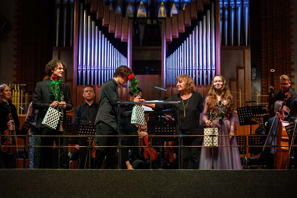 Симфонический концерт "Музыкальная сборная России": Оркестр филармонии и солисты Санкт-Петербургского Дома музыки, 23 Ноября 2024г. — фото 20