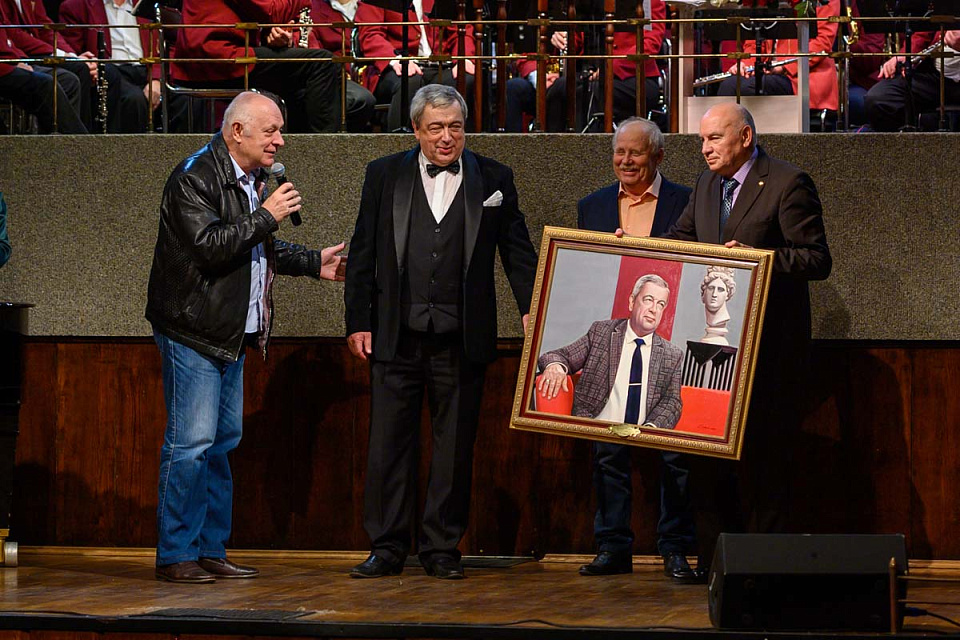 Концерт "Музыка - моя судьба" ко дню рождения народного артиста РФ Виктора Бобкова, 8 Октября 2023г. — фото 21