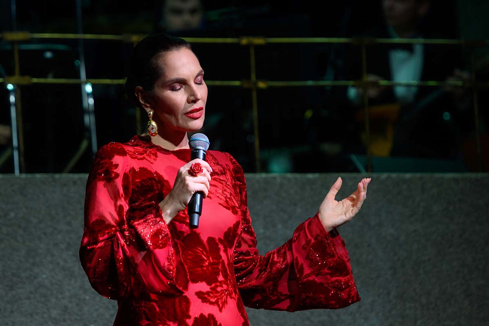 Н. Шацкая, Д. Минчёнок, Народный ансамбль «Россия», дирижёр Д. Дмитриенко, фестиваль «Русская музыка на Балтике», 4 Июня 2025г. — фото 10