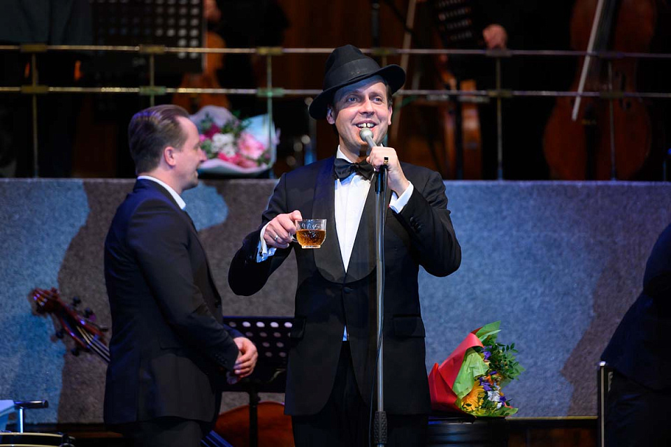 "Джаз в филармонии": "Я БУДУ ПЕТЬ ТЕБЕ КАК ФРЭНК", 12 Ноября 2023г. — фото 17