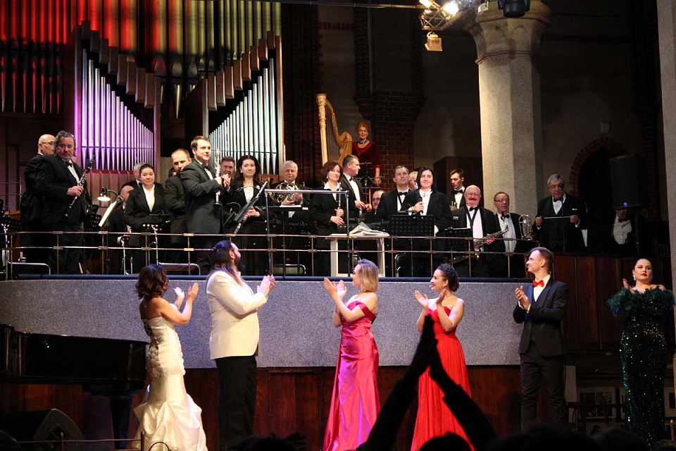 «От Верди до Уэббера. Лучшие арии и дуэты из опер, оперетт и мюзиклов», Концертный духовой оркестр и солисты, 31 Января 2026г. — фото 7