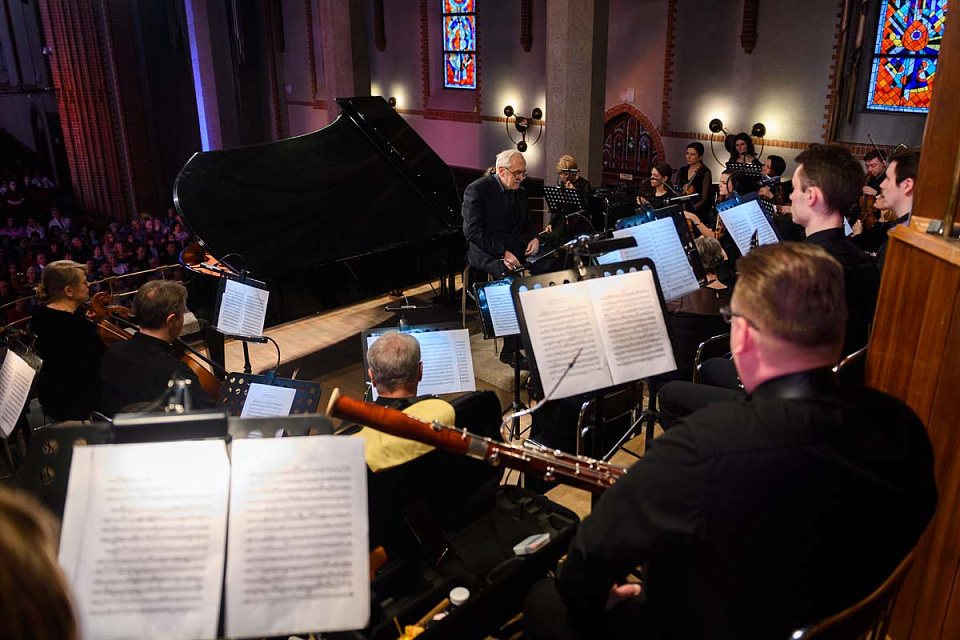 «Музыкальная сборная России»: И.Якушева, И.Кощеев и оркестр филармонии, 25 Марта 2023г. — фото 6