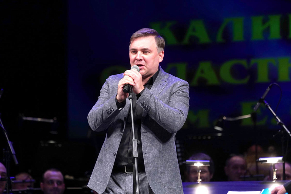 В Драмтеатре состоялся грандиозный гала-концерт «Опера, оперетта, мюзикл...», 12 Мая 2021г. — фото 23