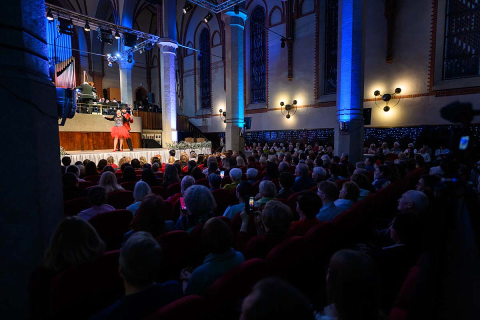 "Новогодний бал у Имре Кальмана" ,Концертный духовой оркестр и солисты филармонии, 28 Декабря 2025г. — фото 14