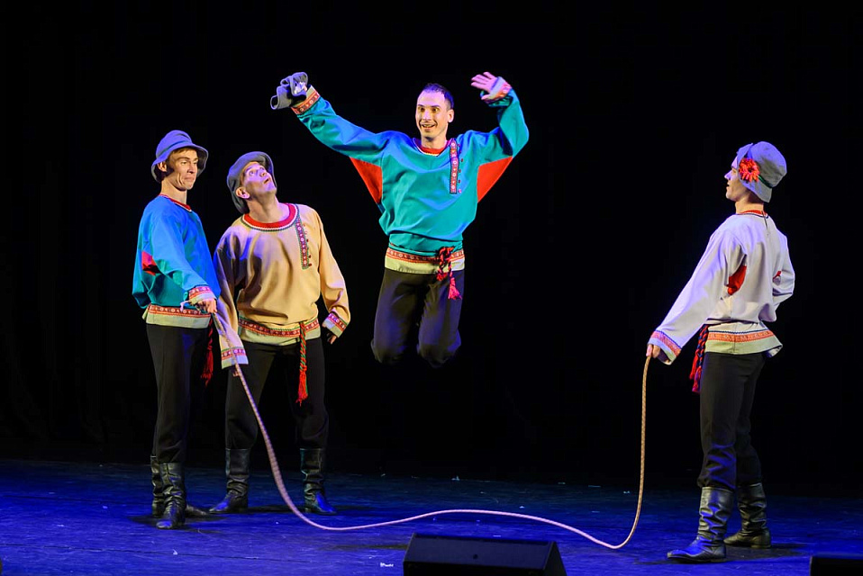 Концерт Государственного молодежного ансамбля песни и танца «Алтай» имени А.Ф. Березикова, 23 Марта 2025г. — фото 18