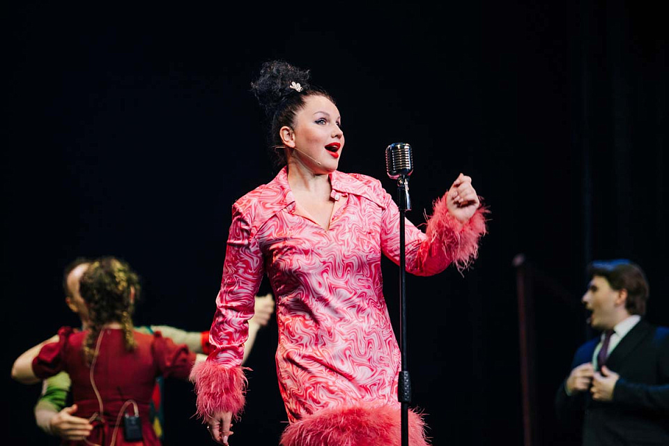 Мюзикл "А у нас во дворе...", "Янтарь-холл", фестиваль "Русская музыка на Балтике", 12 Июня 2025г. — фото 16