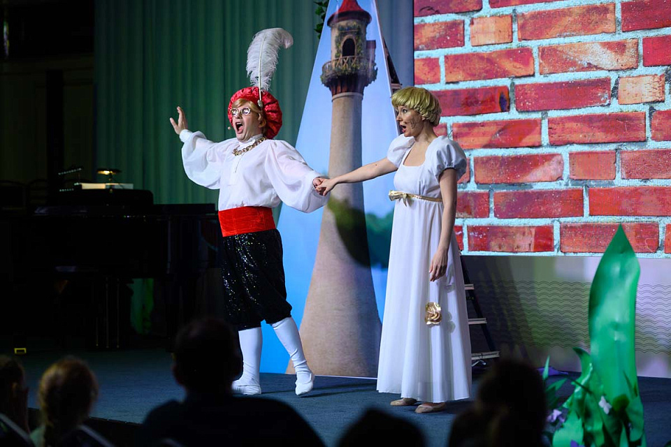 Музыкальная сказка "Рапунцель" в театры эстрады "Янтарь-холл", г. Светлогорск, 12 Мая 2024г. — фото 22