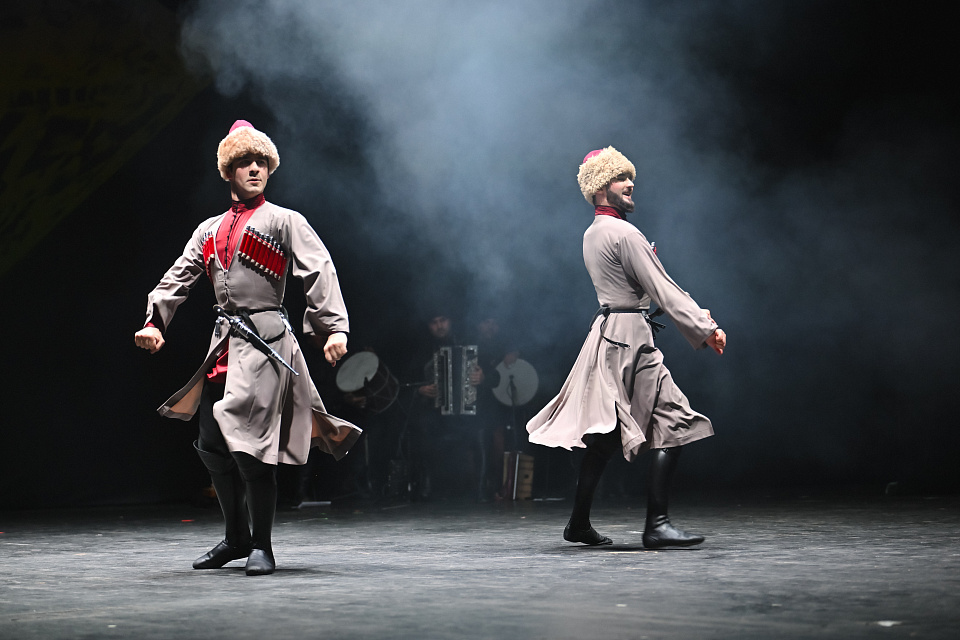 Танцевальный ансамбль «Нальмэс». «Русская музыка на Балтике» — фото 18