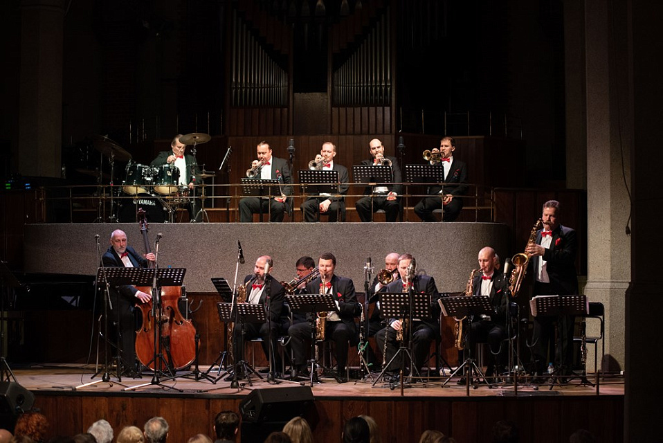 XIX Международный фестиваль "Джаз в филармонии". Государственный камерный оркестр джазовой музыки имени Олега Лундстрема, 13 Ноября 2022г. — фото 25