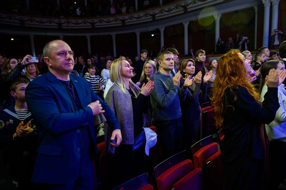 Концертно-сценическая версия оперы о Великой Отечественной войне «Зори здесь тихие» в исполнении Госкапеллы России, 28 Апреля 2025г. — фото 32